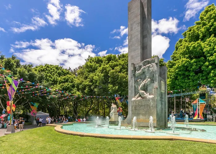 Apartment Cruz Art *